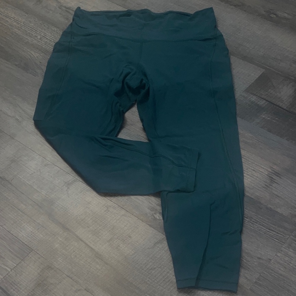 High rise calf length lulu leggings